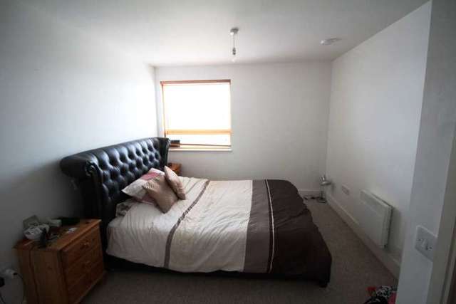  Image of 2 bedroom Apartment to rent in College Street Ipswich IP4 at College Street  Ipswich, IP4 1FP
