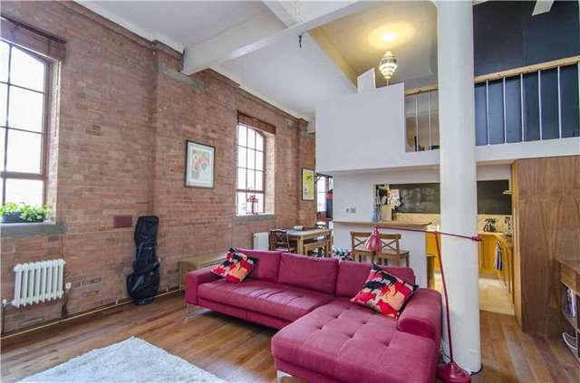  Image of 1 bedroom Flat for sale in Morris Road London E14 at 45 Morris Road London All Saints, E14 6PA