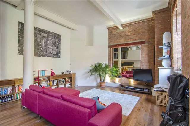  Image of 1 bedroom Flat for sale in Morris Road London E14 at 45 Morris Road London All Saints, E14 6PA