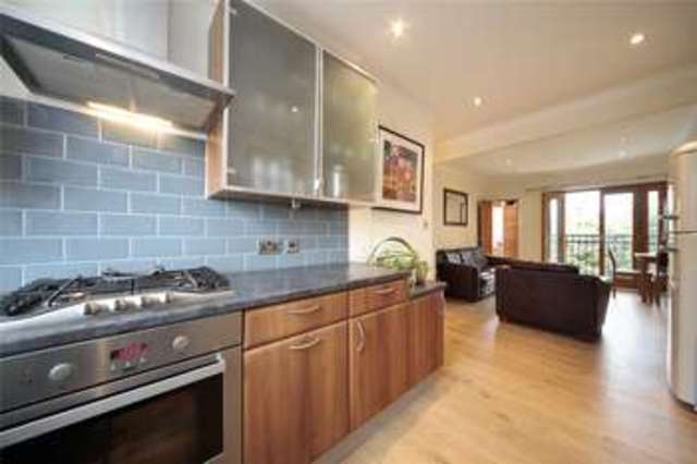  Image of 1 bedroom Flat to rent in Cologne Road London SW11 at Battersea London Clapham Junction, SW11 2AH