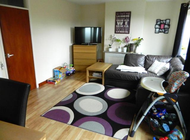  Image of 3 bedroom Terraced house for sale in Constable Hill Bedford MK41 at Bedford, MK41 7LJ