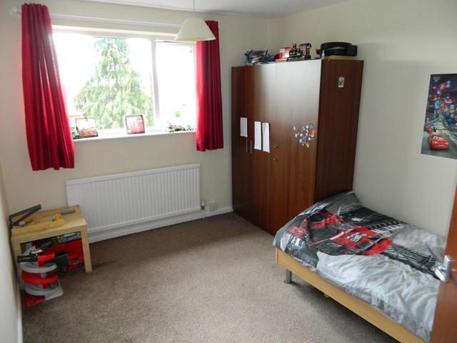  Image of 3 bedroom Terraced house for sale in Constable Hill Bedford MK41 at Bedford, MK41 7LJ