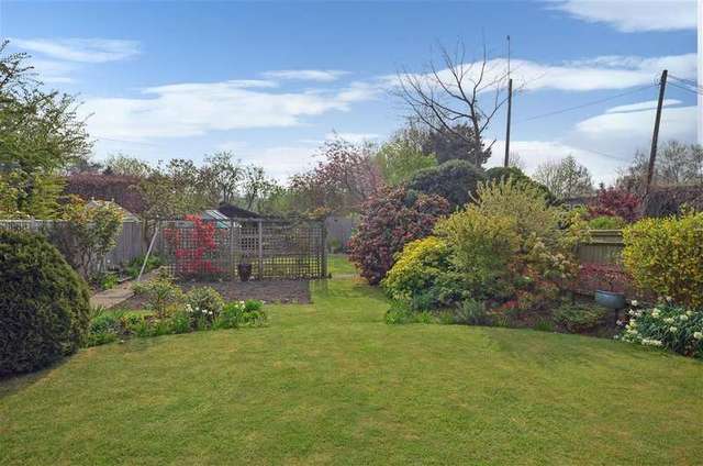  Image of 4 bedroom Detached house for sale in Cooksbridge Lewes BN8 at Lewes East Sussex Lewes, BN8 4SJ