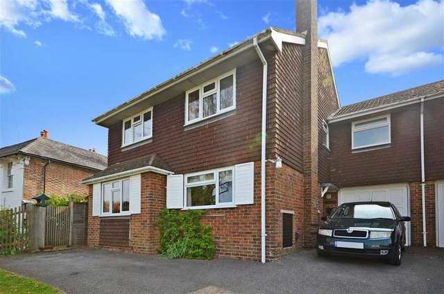  Image of 4 bedroom Detached house for sale in Cooksbridge Lewes BN8 at Lewes East Sussex Lewes, BN8 4SJ