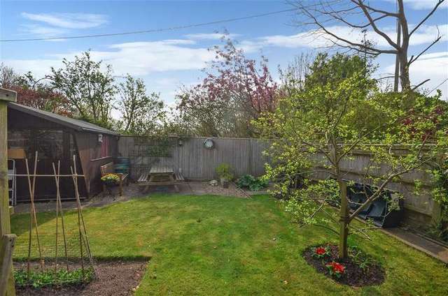  Image of 4 bedroom Detached house for sale in Cooksbridge Lewes BN8 at Lewes East Sussex Lewes, BN8 4SJ
