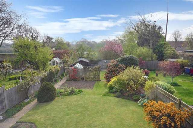  Image of 4 bedroom Detached house for sale in Cooksbridge Lewes BN8 at Lewes East Sussex Lewes, BN8 4SJ
