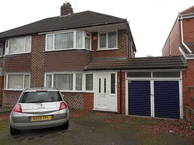  Image of 3 bedroom Property to rent in Cottesbrook Road Acocks Green Birmingham B27 at COTTESBROOK ROAD  BIRMINGHAM, B27 6LE