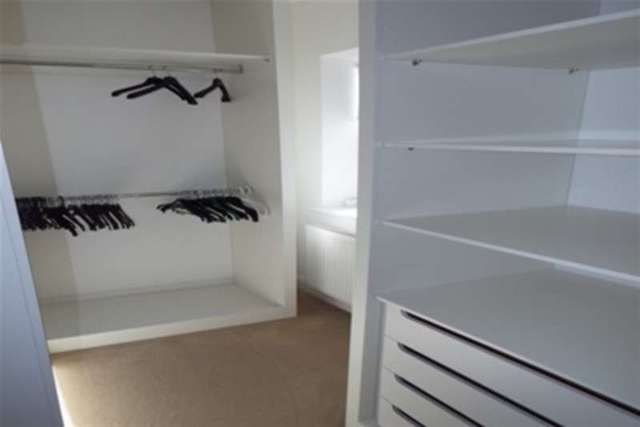  Image of 3 bedroom Detached house to rent in Craigdale Road Hornchurch RM11 at Hornchurch, RM11 1AE