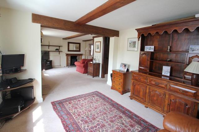  Image of 4 bedroom Detached house for sale in Cranbrook Road Goudhurst Cranbrook TN17 at Goudhurst, TN17 1DR