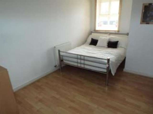  Image of 1 bedroom Flat for sale in Crownoakes Drive Wordsley Stourbridge DY8 at Wordsley Stourbridge Wordsley, DY8 5SQ