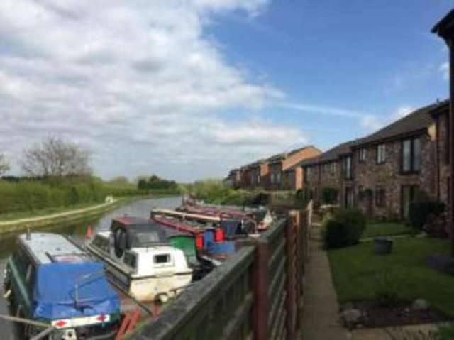  Image of 1 bedroom Retirement Property for sale in Cyril Bell Close Lymm WA13 at Lymm Cheshire Lymm, WA13 0JU