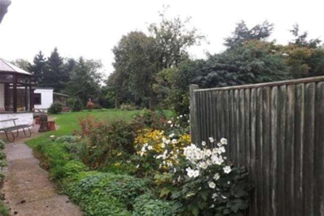  Image of 1 bedroom Flat to rent in Furzeley Corner Denmead Waterlooville PO7 at Waterlooville, PO7 6TS