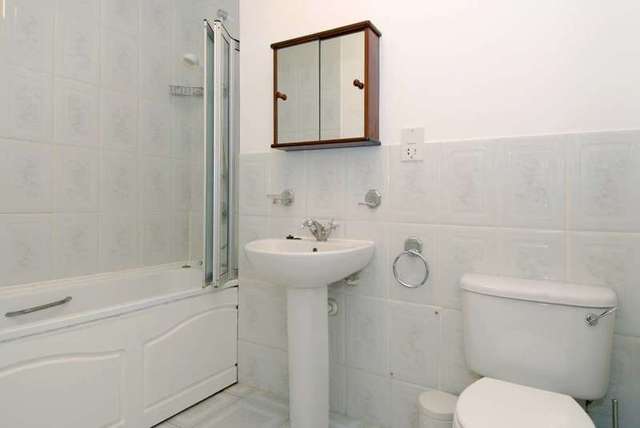  Image of 2 bedroom Flat to rent in Southwick Street London W2 at Devonport  23 Southwick Street, W2 2QH