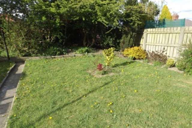  Image of 3 bedroom Detached house to rent in Dilston Drive Westerhope Newcastle upon Tyne NE5 at Newcastle upon Tyne, NE5 5QH