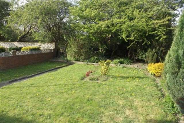  Image of 3 bedroom Detached house to rent in Dilston Drive Westerhope Newcastle upon Tyne NE5 at Newcastle upon Tyne, NE5 5QH