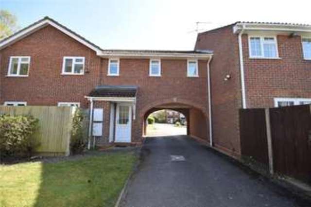  Image of 1 bedroom Apartment to rent in Dodsells Well Finchampstead Wokingham RG40 at Finchampstead Wokingham Finchampstead, RG40 4YE