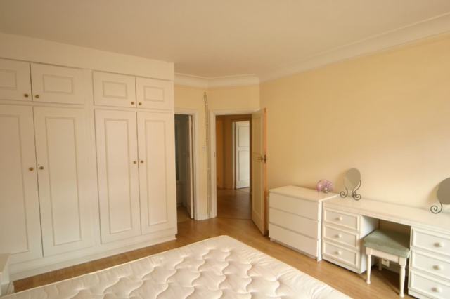  Image of 2 bedroom Flat to rent in Gloucester Place London NW1 at Gloucester Place  Marylebone, NW1 5AH