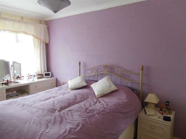  Image of 3 bedroom Detached house for sale in Downs Road Istead Rise Gravesend DA13 at Gravesend Kent Gravesend, DA13 9HF
