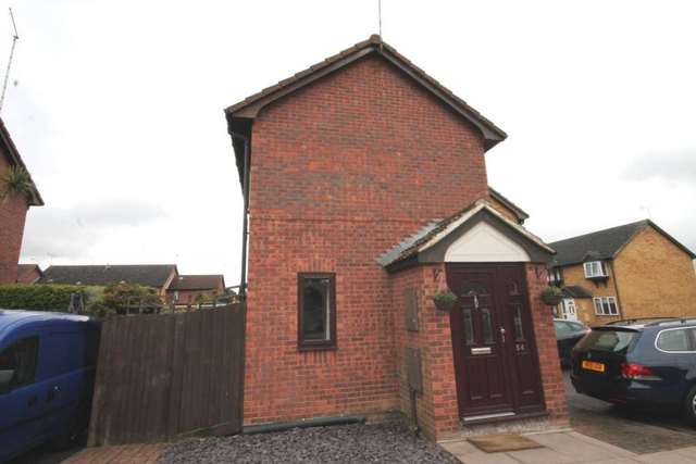  Image of 1 bedroom Detached house for sale in Drummond Close Erith DA8 at Drummond Close  Erith, DA8 3QS