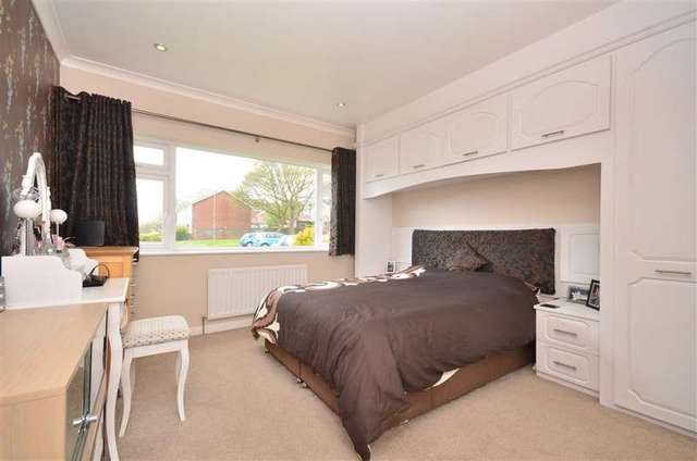 Image of 2 bedroom Detached house for sale in Dundee Close Fareham PO15 at Fareham Hampshire Fareham, PO15 6BB