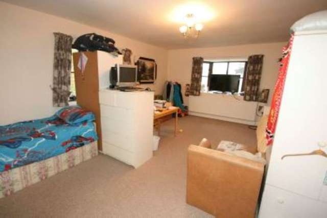  Image of 7 bedroom Semi-Detached house for sale in Dunham Mews Bow Green Road Bowdon Altrincham WA14 at ALTRINCHAM, WA14 3LN