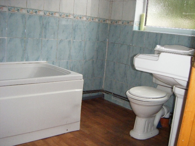  Image of 4 bedroom Terraced house to rent in Durham Road Sparkhill Birmingham B11 at Durham Road Sparkhill Birmingham, B11 4LG