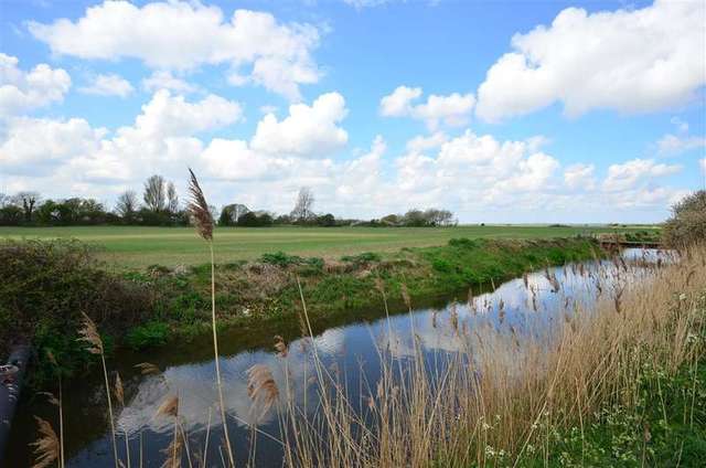  Image of 2 bedroom Terraced house for sale in Eastbridge Road Dymchurch Romney Marsh TN29 at Dymchurch Kent Dymchurch, TN29 0PE