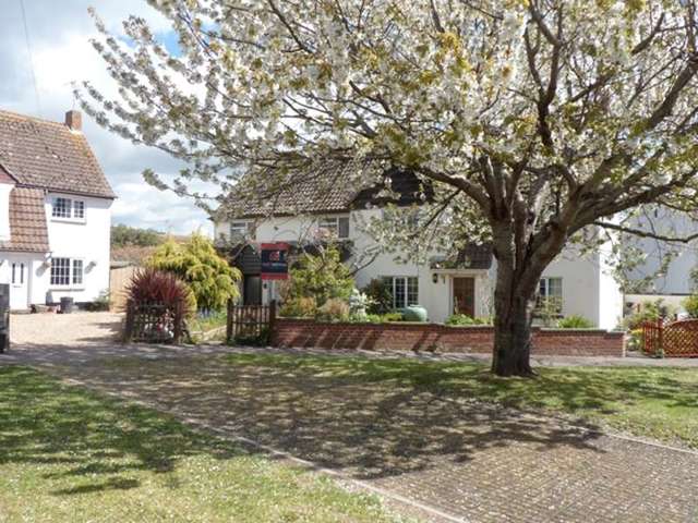  Image of 3 bedroom Semi-Detached house for sale in Elizabeth Road Seaton EX12 at Elizabeth Road  Seaton, EX12 2DR