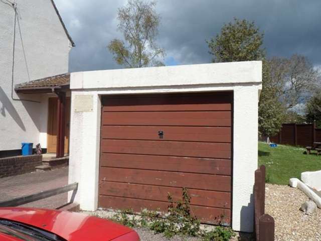  Image of 3 bedroom Semi-Detached house for sale in Elizabeth Road Seaton EX12 at Elizabeth Road  Seaton, EX12 2DR