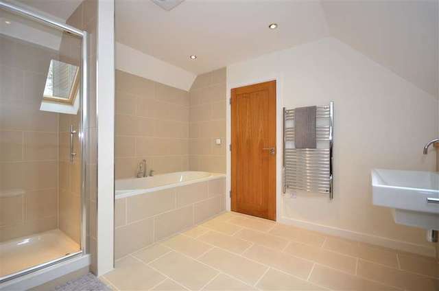  Image of 5 bedroom Detached house for sale in Elmwood Close Broadstairs CT10 at Broadstairs Kent Broadstairs, CT10 3AY
