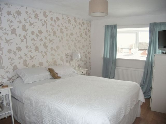  Image of 4 bedroom Detached house to rent in Equestrian Way Weedon Northampton NN7 at Equestrian Way  Weedon, NN7 4NZ
