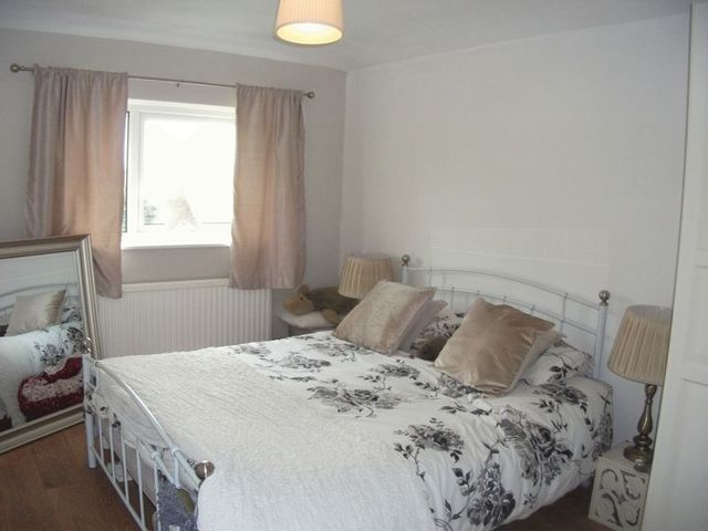  Image of 4 bedroom Detached house to rent in Equestrian Way Weedon Northampton NN7 at Equestrian Way  Weedon, NN7 4NZ
