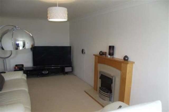  Image of 2 bedroom Flat to rent in Seabrook Mews Exeter EX2 at Exeter, EX2 7DU