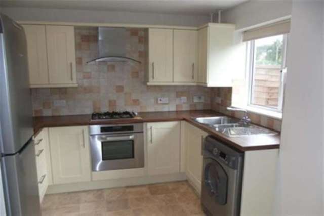  Image of 3 bedroom Terraced house to rent in Uplands Drive Exeter EX4 at Exeter, EX4 7JZ