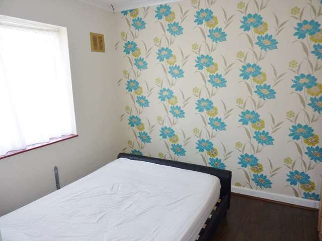  Image of 3 bedroom Terraced house for sale in Fairfield Avenue Watford WD19 at Fairfield Avenue  Watford, WD19 7AR