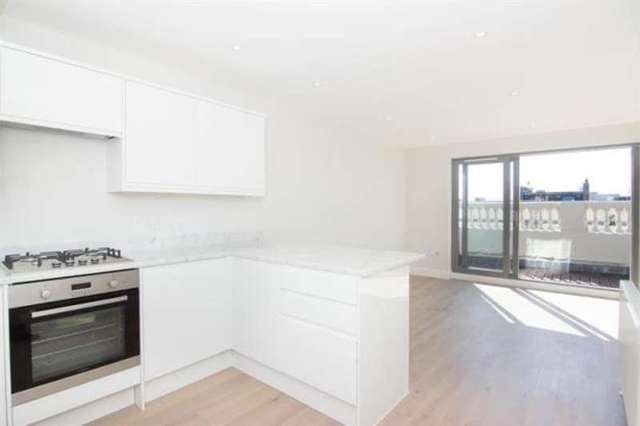  Image of 3 bedroom Flat for sale in Fairholme Road London W14 at London  Kensington & Chelsea, W14 9JX
