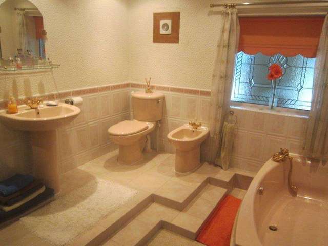  Image of 3 bedroom Bungalow to rent in Ballater Drive Houghton Green Warrington WA2 at Fearnhead Lane  Warrington, WA2 0LX