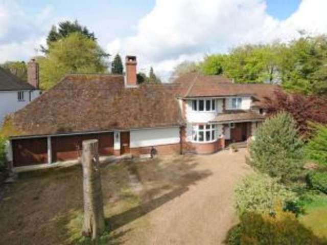  Image of 6 bedroom Detached house for sale in The Ridgeway Fetcham Leatherhead KT22 at Fetcham Leatherhead Leatherhead, KT22 9BN