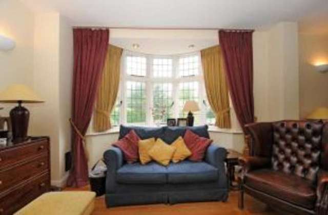  Image of 6 bedroom Detached house for sale in The Ridgeway Fetcham Leatherhead KT22 at Fetcham Leatherhead Leatherhead, KT22 9BN