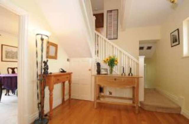  Image of 6 bedroom Detached house for sale in The Ridgeway Fetcham Leatherhead KT22 at Fetcham Leatherhead Leatherhead, KT22 9BN