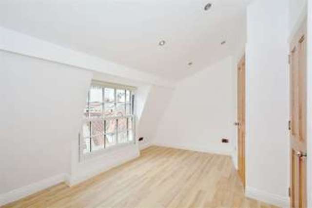  Image of 2 bedroom Property to rent in Flask Walk London NW3 at Flask Walk Hampstead Hampstead, NW3 1HG