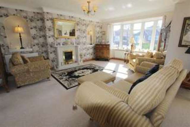 Image of 4 bedroom Detached house for sale in Folkestone Road St. Annes Lytham St. Annes FY8 at St Annes Lytham St Annes Lytham St Annes, FY8 3EH