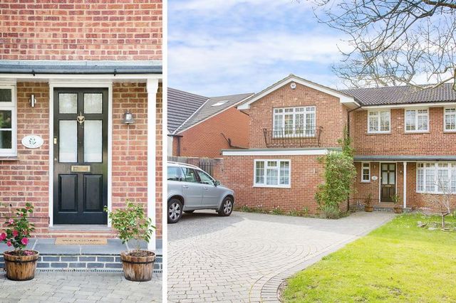  Image of 5 bedroom Detached house for sale in Forest Crescent Ashtead KT21 at Forest Crescent  Ashtead, KT21 1JU