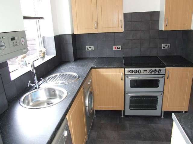  Image of 3 bedroom Semi-Detached house to rent in Forsythia Drive Cardiff CF23 at Forsythia Drive  Cyncoed, CF23 7HP