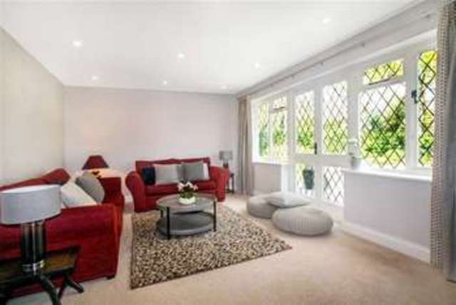  Image of 5 bedroom Property for sale in Foxglove Gardens Purley CR8 at Foxglove Gardens Webb Estate, Purley Webb Estate, Purley, CR8 3LQ
