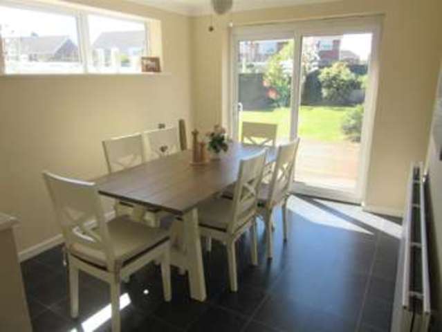  Image of 3 bedroom Property for sale in Frances Grove Hucknall Nottingham NG15 at Frances Grove Nottingham Nottingham, NG15 8DD