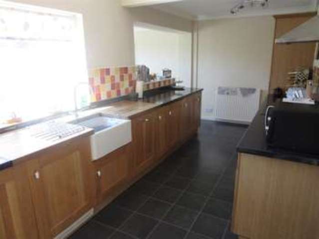  Image of 3 bedroom Property for sale in Frances Grove Hucknall Nottingham NG15 at Frances Grove Nottingham Nottingham, NG15 8DD