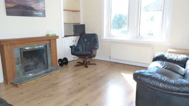  Image of 1 bedroom Apartment to rent in Freeland Drive Bridge of Weir PA11 at Freelands Drive  Bridge Of Weir, PA11 3QJ