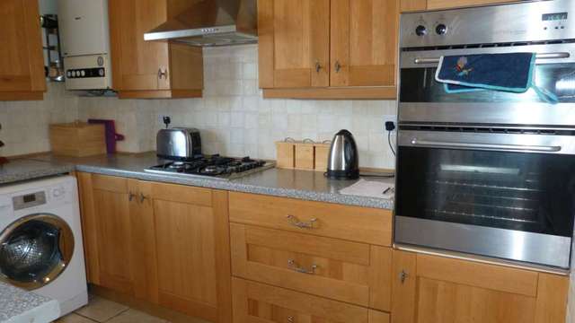  Image of 1 bedroom Apartment to rent in Freeland Drive Bridge of Weir PA11 at Freelands Drive  Bridge Of Weir, PA11 3QJ