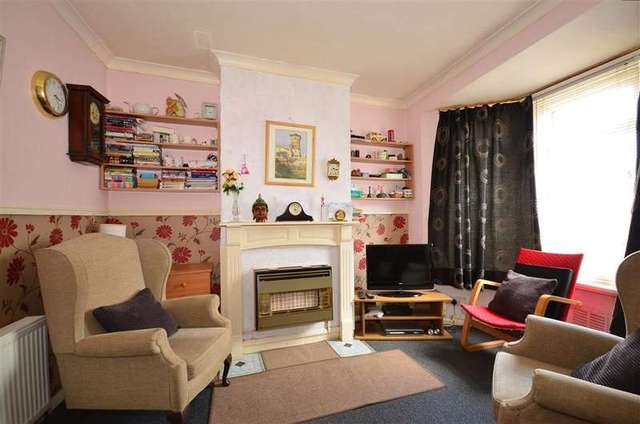  Image of 3 bedroom Terraced house for sale in Frindsbury Road Strood Rochester ME2 at Strood Rochester Rochester, ME2 4JD